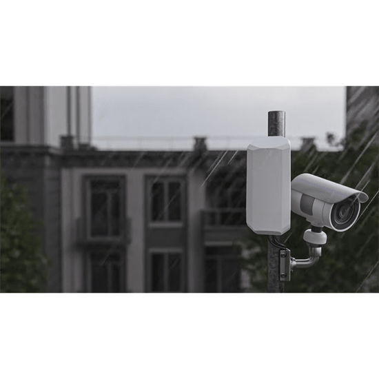 Outdoor 4G LTE CPE