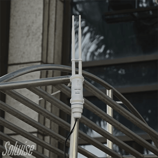 Outdoor PoE Dual-Band Access Point / CPE
