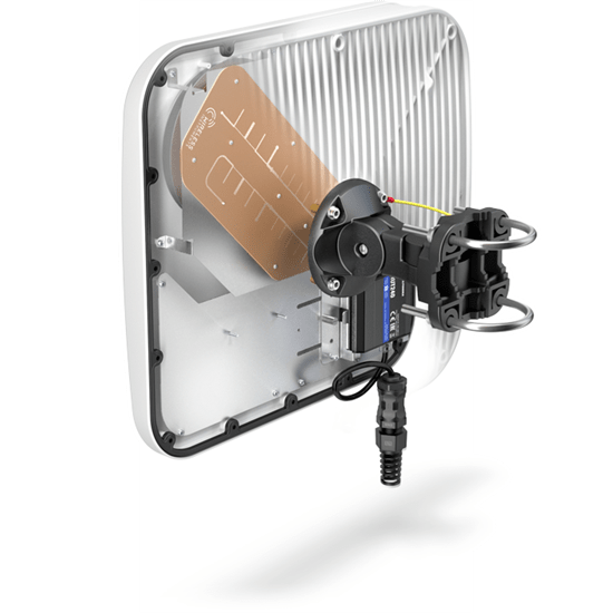 QuMax xPOL Enclosure LTE RUT + BRKT